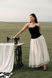 Kahaani Noir Blanche Set