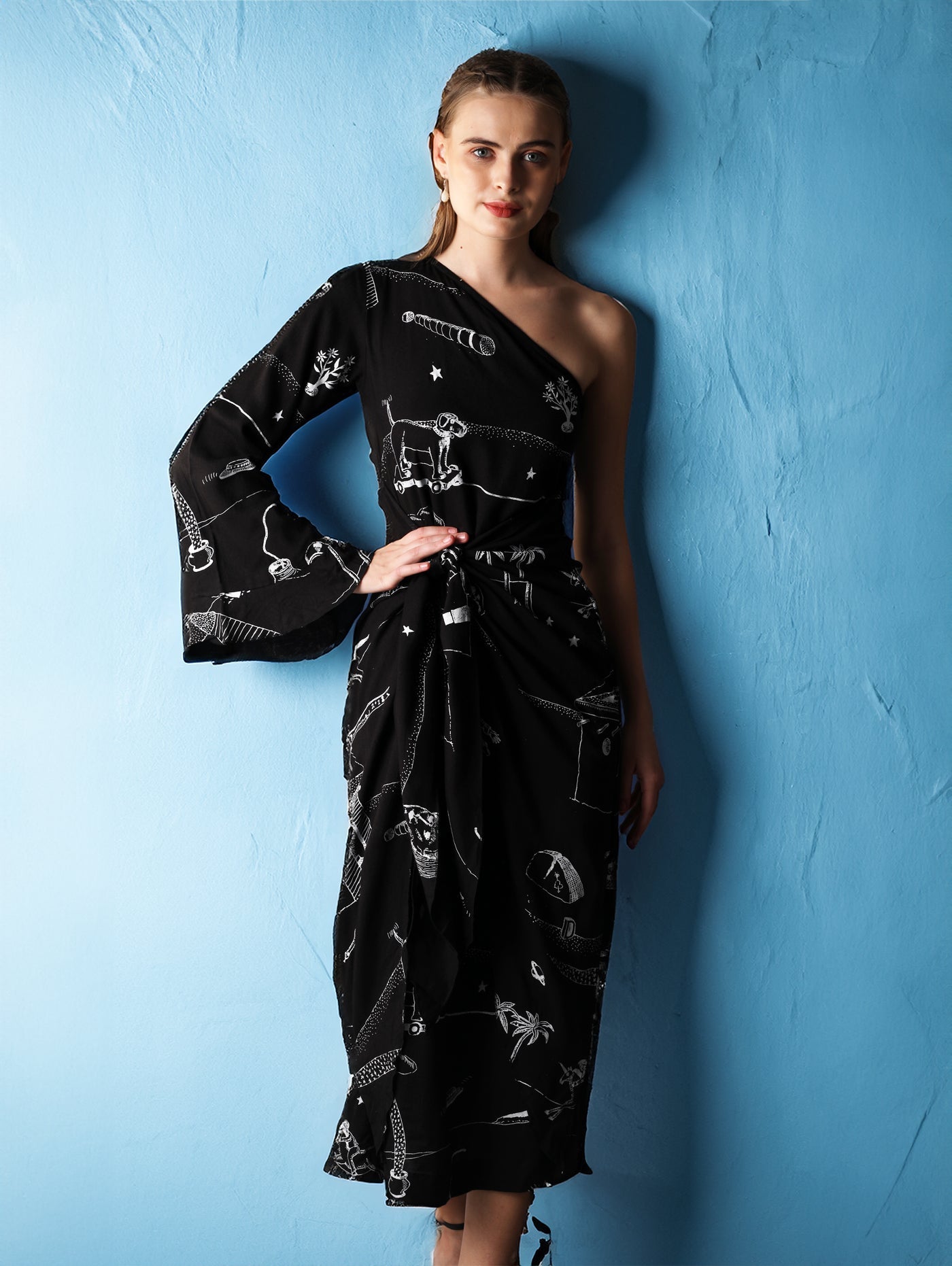 La Verna Knot dress Midi Dress - Atulyakala