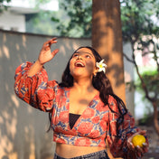 Red-blue floral puff sleeves top