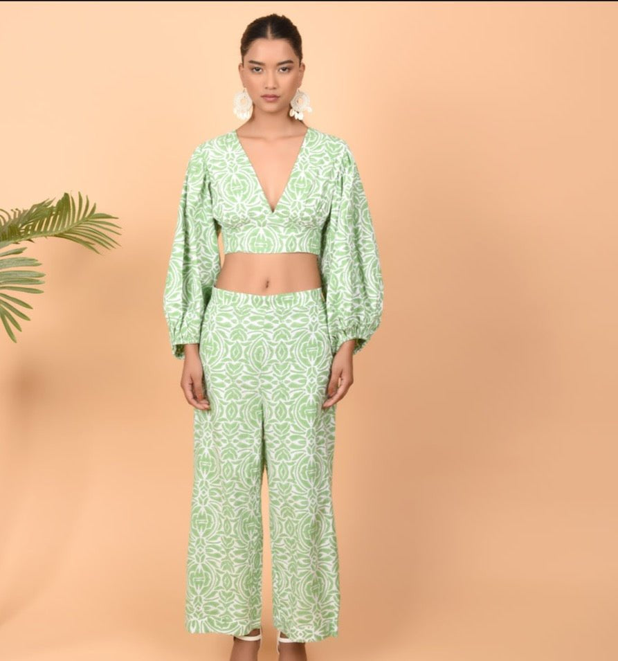 Green Puffy Co - ord - Atulyakala