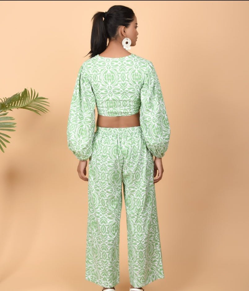 Green Puffy Co - ord - Atulyakala