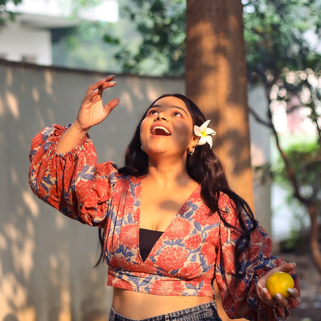 Red - blue floral puff sleeves top - Atulyakala